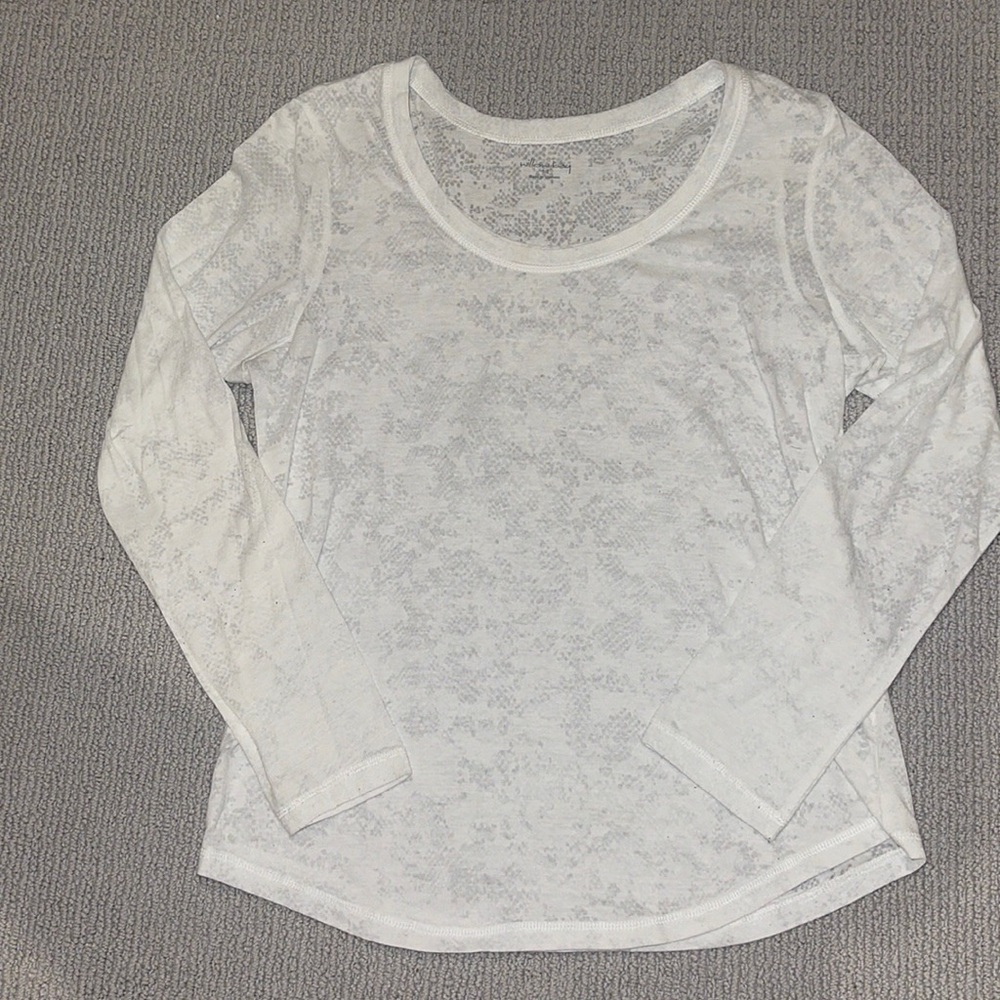 Women’s White Longsleeve Shirt